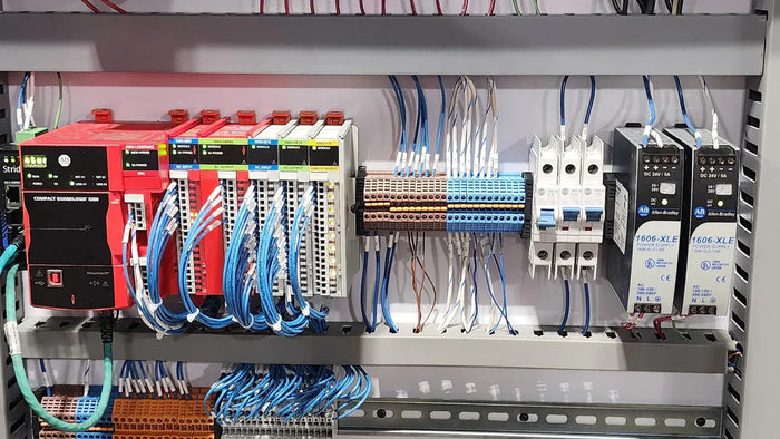 Allen-Bradley PowerFlex 523 vs 525: VFD Selection Guide