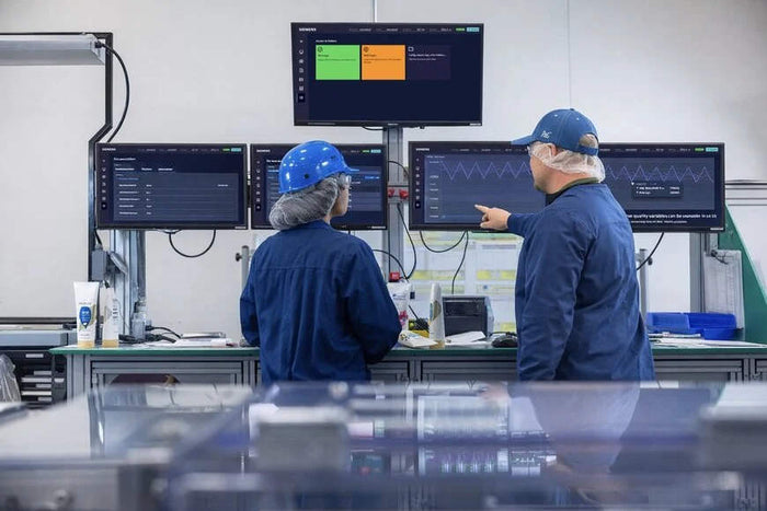 Troubleshooting Schneider TWDDRA16RT PLC Relay Output Faults